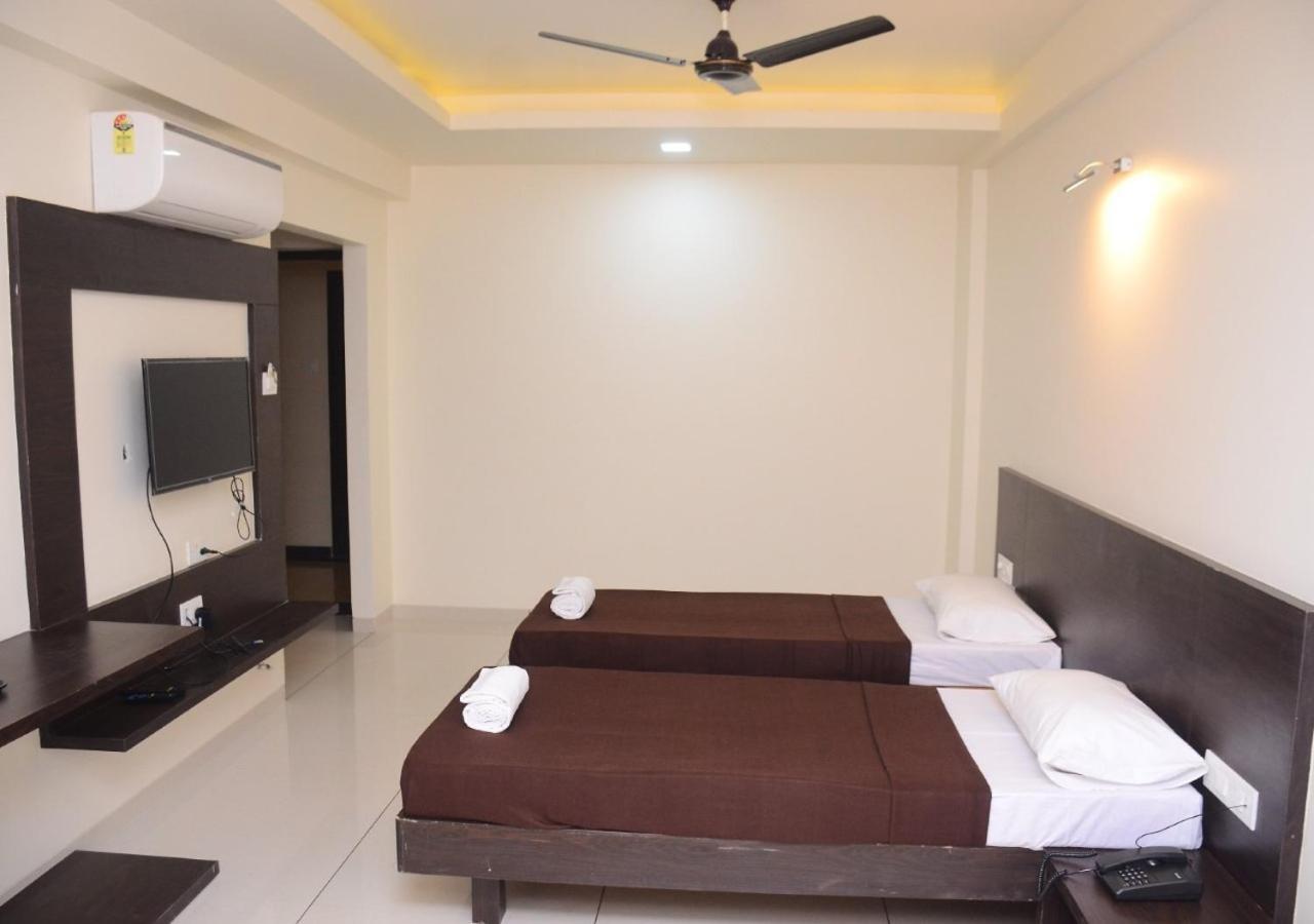 The Hotel Relax Kankavli Kankavali Exterior photo